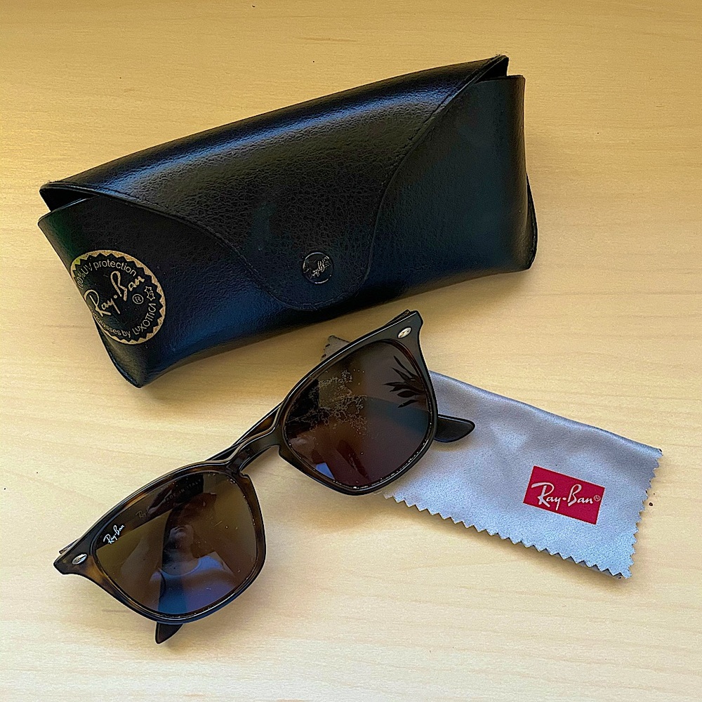 Ray•Ban sunglasses brown